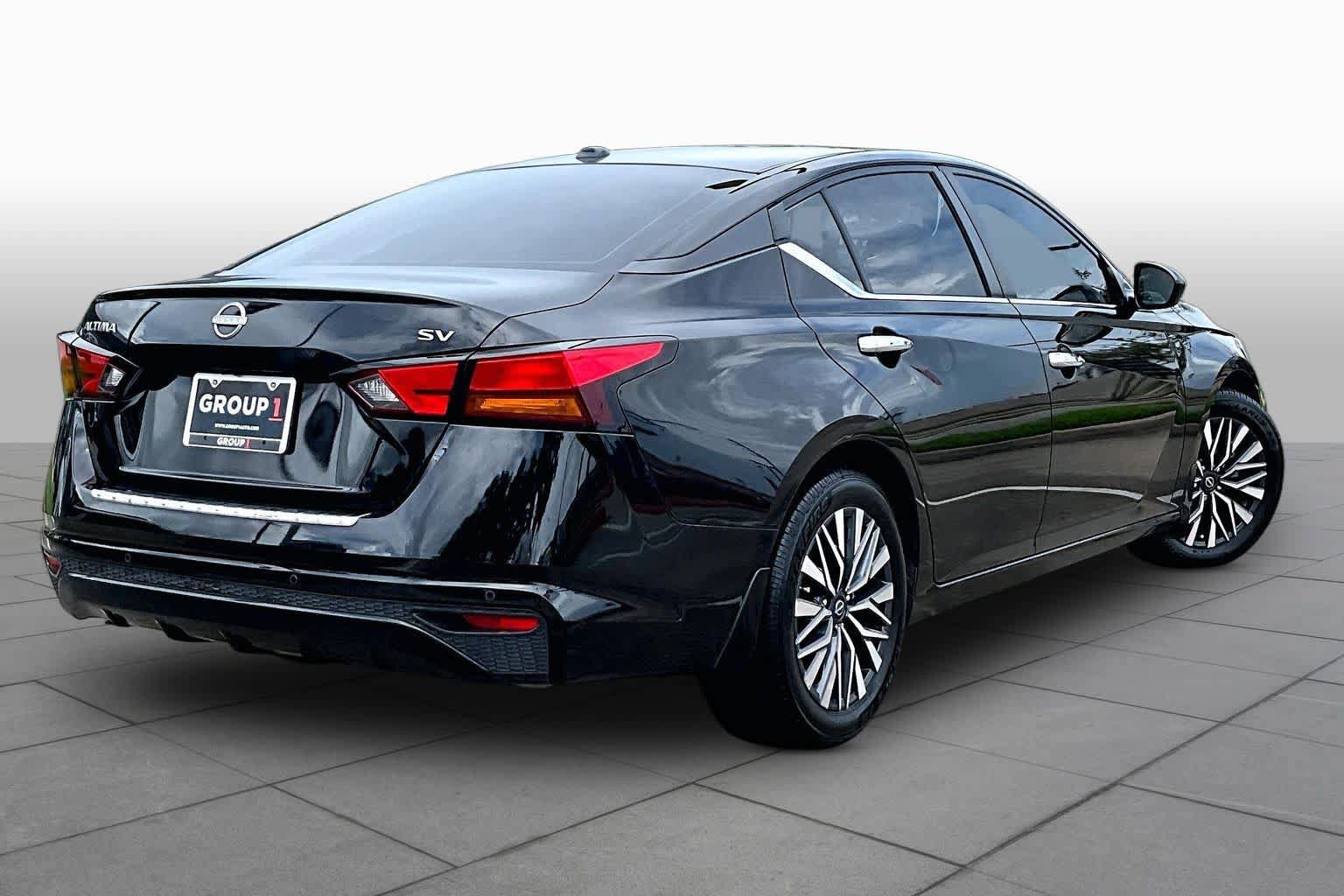 Certified 2023 Nissan Altima 2.5 SV FWD image 13