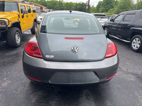 Used 2013 Volkswagen Beetle 2.5 FWD image 7