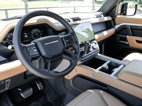 New 2026 Land Rover Defender 110 V8 AWD/4WD image 2