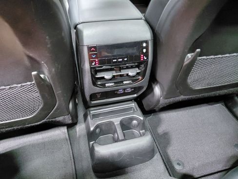 Certified 2024 Jeep Grand Cherokee L Limited w/ Luxury Tech Group II AWD/4WD image 45