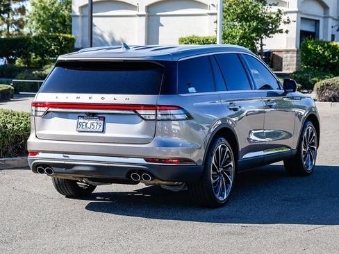 Used 2020 Lincoln Aviator Reserve w/ Equipment Group 202A AWD/4WD image 5