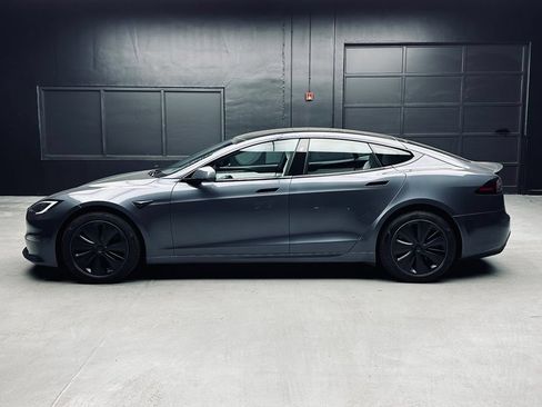 Used 2022 Tesla Model S Plaid AWD/4WD image 3