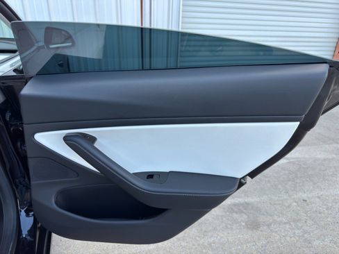 Used 2020 Tesla Model 3 Long Range image 44