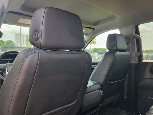 Used 2024 GMC Sierra 1500 SLT AWD/4WD image 25