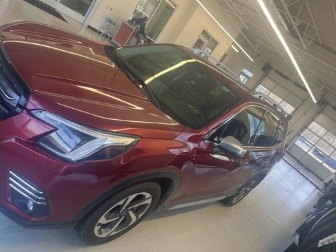 Used 2022 Subaru Forester Touring image 2