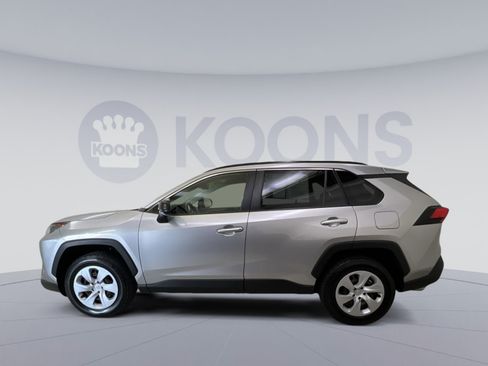 Used 2019 Toyota RAV4 LE w/ All Weather Liner Package AWD/4WD image 5
