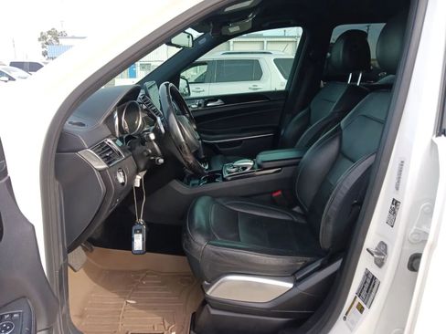 Used 2019 Mercedes-Benz GLS 550 4MATIC image 5