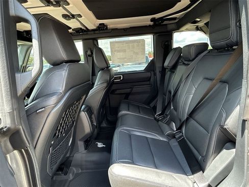 New 2025 Ford Bronco Badlands image 17