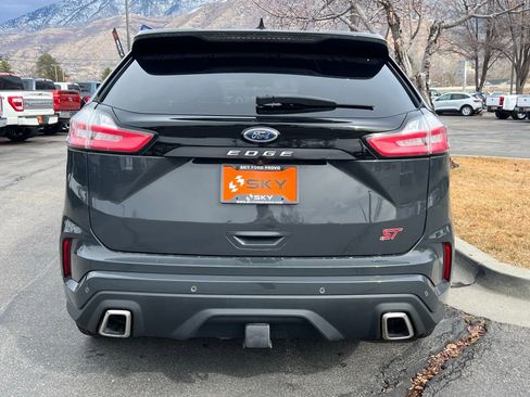 Used 2021 Ford Edge ST image 12
