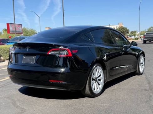 Used 2023 Tesla Model 3 Standard Range RWD image 3