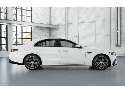 New 2026 Mercedes-Benz E 53 AMG e 4MATIC Sedan image 2