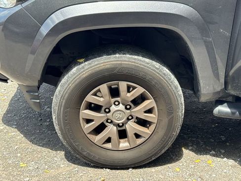 Used 2019 Toyota Tacoma SR5 AWD/4WD image 20