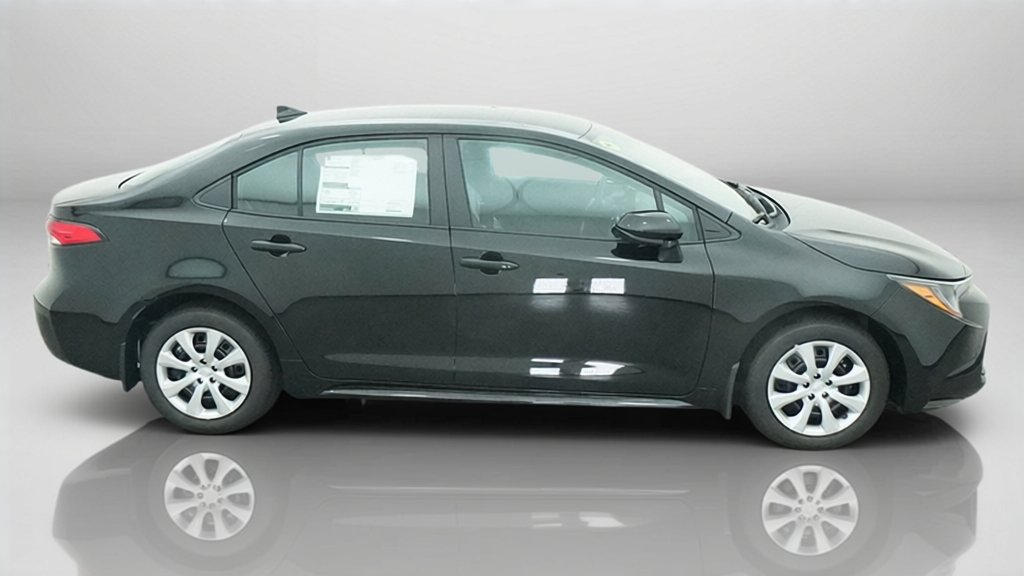 New 2027 Toyota Corolla LE FWD image 7