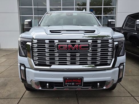 New 2026 GMC Sierra 2500 Denali w/ Denali Reserve Package AWD/4WD image 2
