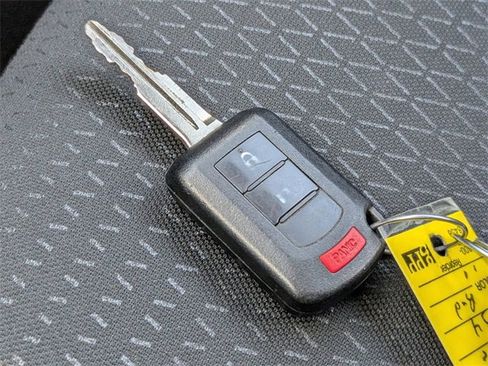 Used 2024 Mitsubishi Mirage G4 ES image 26