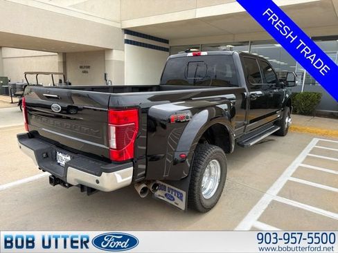 Used 2022 Ford F350 Lariat w/ Lariat Ultimate Package AWD/4WD image 4