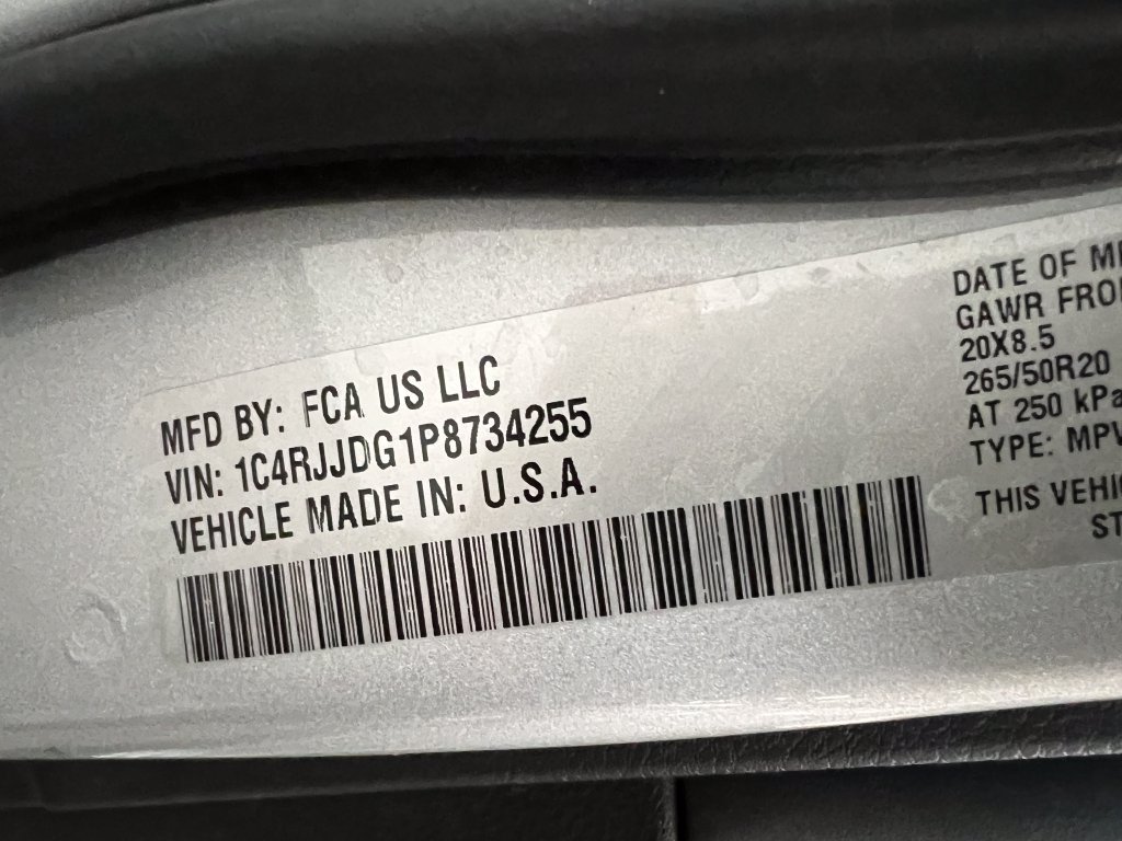 Used 2023 Jeep Grand Cherokee L Overland RWD image 34