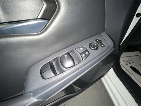 Used 2023 Nissan Sentra SV image 13