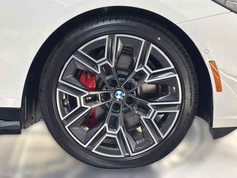 New 2026 BMW i5 eDrive40 w/ M Sport Package RWD image 11