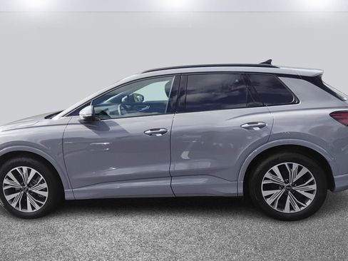 Certified 2025 Audi Q4 e-tron Premium image 6