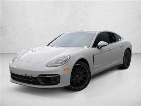 Used 2023 Porsche Panamera 4 Platinum Edition image 1