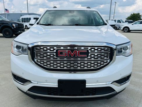 Used 2018 GMC Acadia Denali w/ Technology Package AWD/4WD image 40
