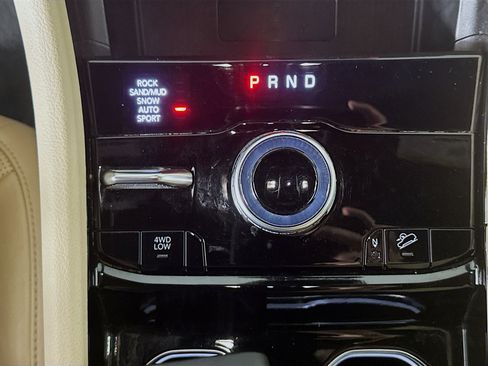 Used 2023 Jeep Grand Cherokee 4WD 4xe w/ Luxury Tech Group II image 25