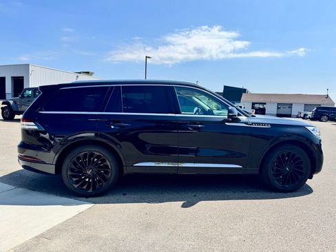 Used 2021 Lincoln Aviator Reserve w/ Equipment Group 210A AWD/4WD image 6