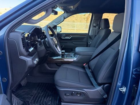 New 2026 GMC Sierra 1500 Elevation image 10