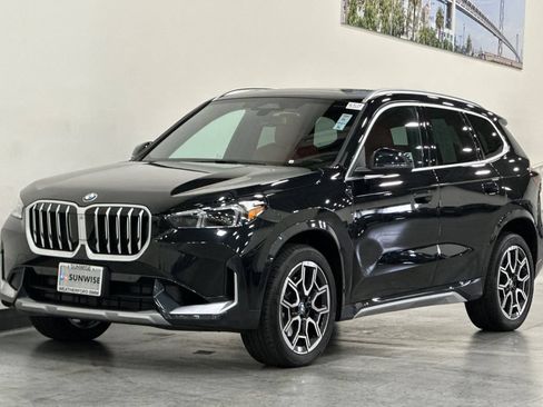 Used 2025 BMW X1 xDrive28i w/ Convenience Package AWD/4WD image 8