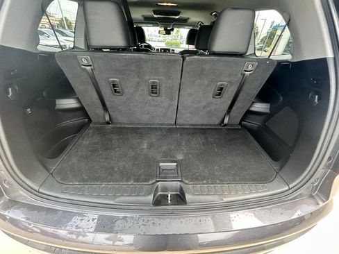 Certified 2018 Honda Pilot Touring image 7