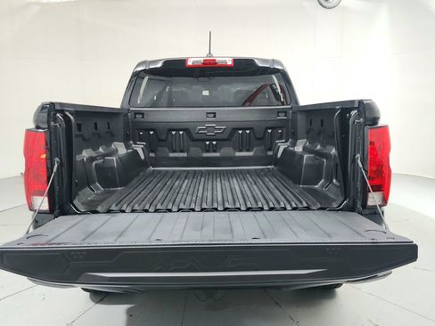 Used 2023 Chevrolet Colorado LT AWD/4WD image 25