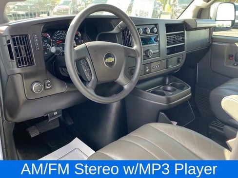 Used 2024 Chevrolet Express 2500 Extended image 5
