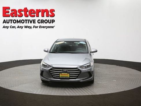 Used 2017 Hyundai Elantra SE w/ Cargo Package image 49