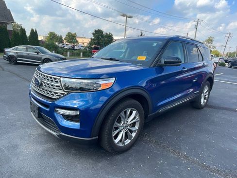Used 2020 Ford Explorer Limited AWD/4WD image 3