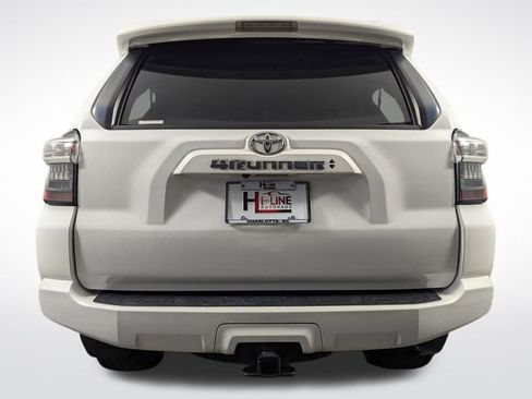 Used 2024 Toyota 4Runner SR5 image 61