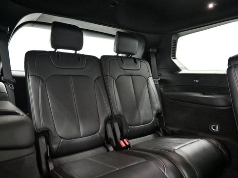 Used 2021 Jeep Grand Cherokee L Overland w/ Luxury Tech Group IV AWD/4WD image 39