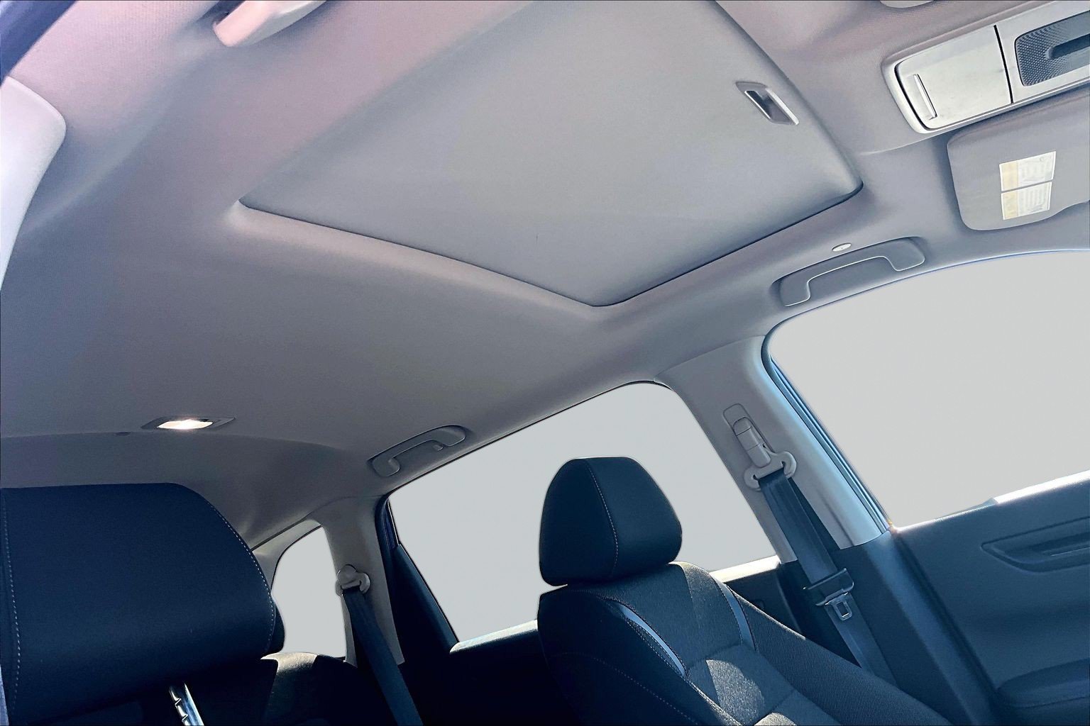 Used 2025 Honda CR-V EX image 29