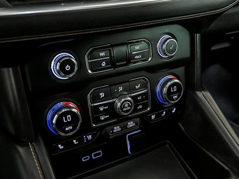 Used 2023 GMC Yukon XL AT4 w/ Max Trailering Package AWD/4WD image 26