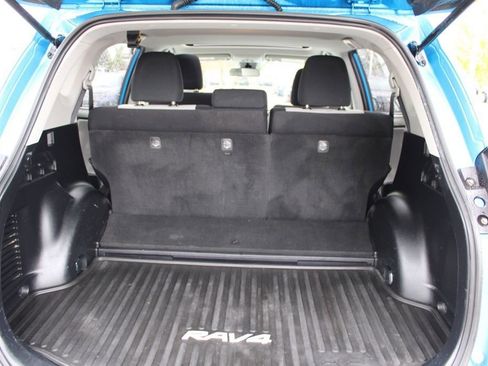 Used 2017 Toyota RAV4 XLE image 10