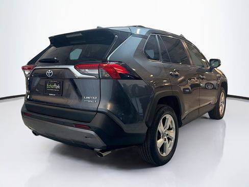 Used 2021 Toyota RAV4 Limited image 9