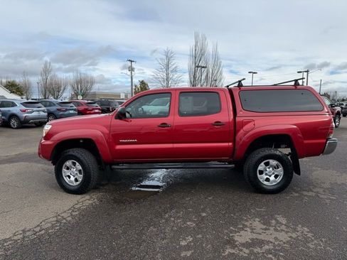 Used 2012 Toyota Tacoma 4x4 Double Cab w/ SR5 Pkg image 13