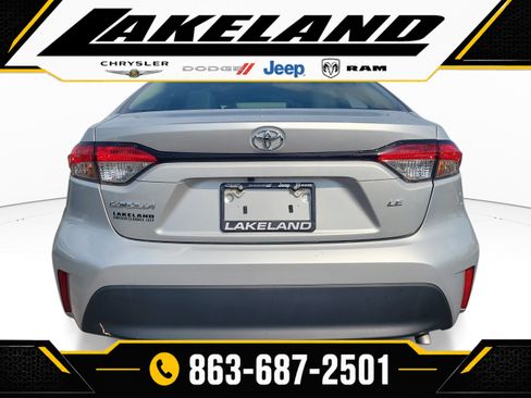 Used 2025 Toyota Corolla LE FWD image 5
