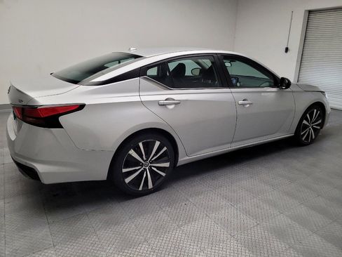 Used 2021 Nissan Altima 2.5 SR image 10