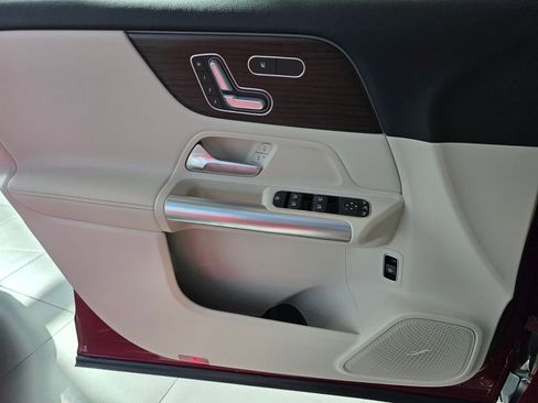 New 2026 Mercedes-Benz GLA 250 image 16