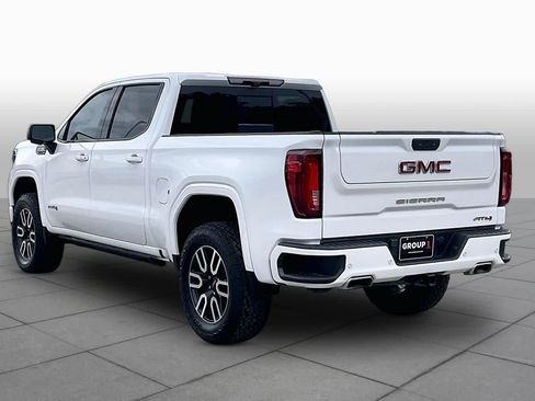 Used 2024 GMC Sierra 1500 AT4 w/ Technology Package AWD/4WD image 12