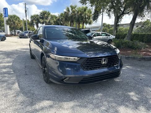 Used 2025 Honda Accord SE image 8