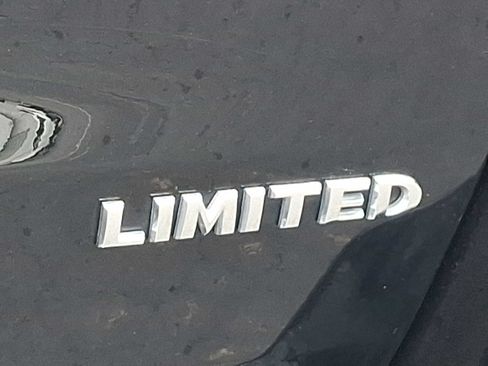 Used 2022 Jeep Grand Cherokee Limited AWD/4WD image 30