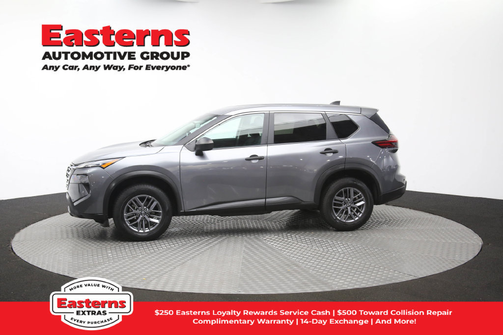 Used 2024 Nissan Rogue S AWD/4WD image 58