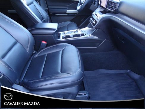 Used 2023 Ford Explorer XLT w/ Equipment Group 202A image 20